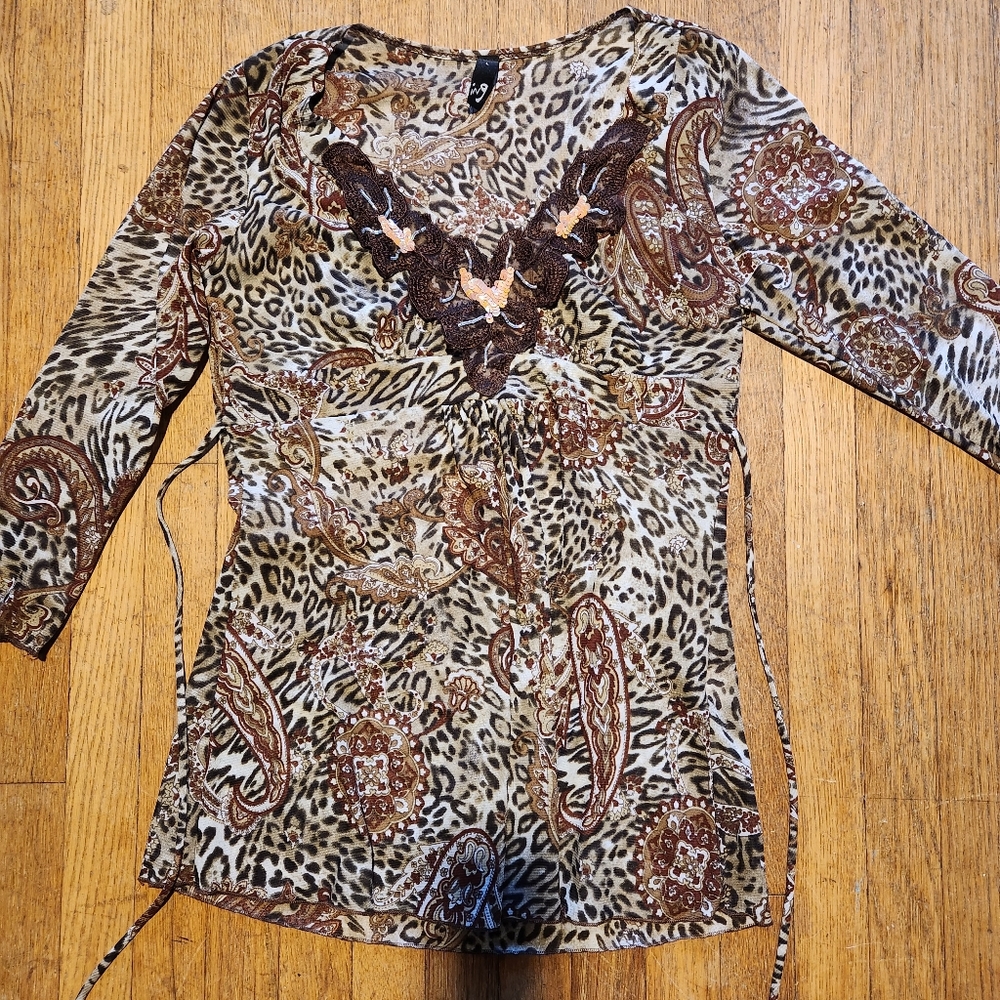 Junior's Blouse/Tunic Leopard Print Size Large